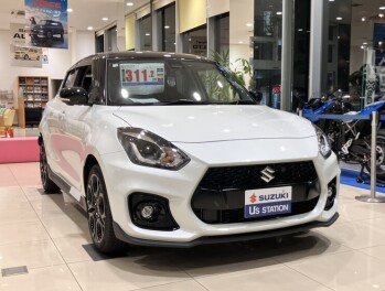 スイフトスポーツ特別仕様車「ZC33S Final Edition」入りました！